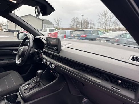 Used 2023 Honda CR-V Sport image 12