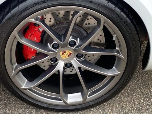 Used 2021 Porsche 718 Boxster Spyder RWD image 24
