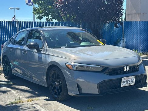 Certified 2025 Honda Civic Sport image 2