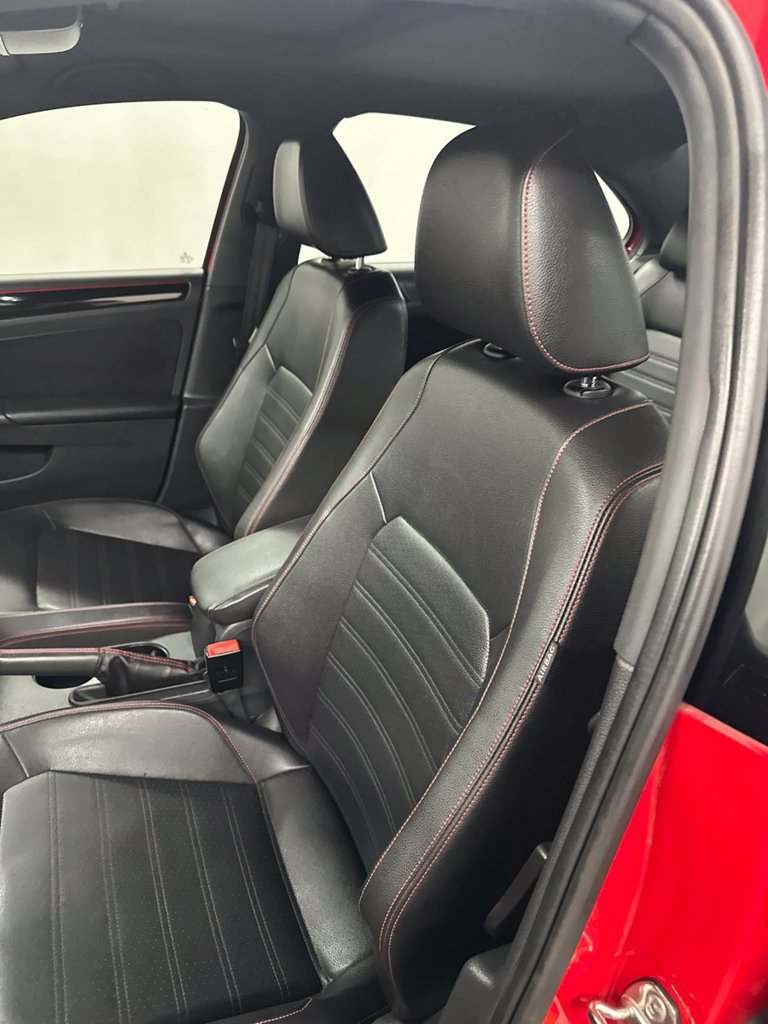 Used 2016 Volkswagen Jetta GLI SEL FWD image 12