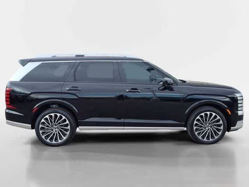 New 2026 Hyundai Palisade Calligraphy FWD image 6