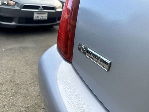 Used 2005 Cadillac De Ville image 3