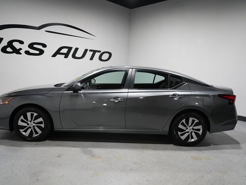 Used 2022 Nissan Altima 2.5 S image 4