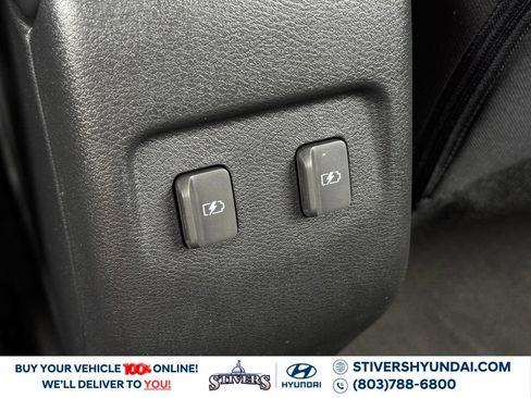 Used 2023 Nissan Kicks SV FWD image 23
