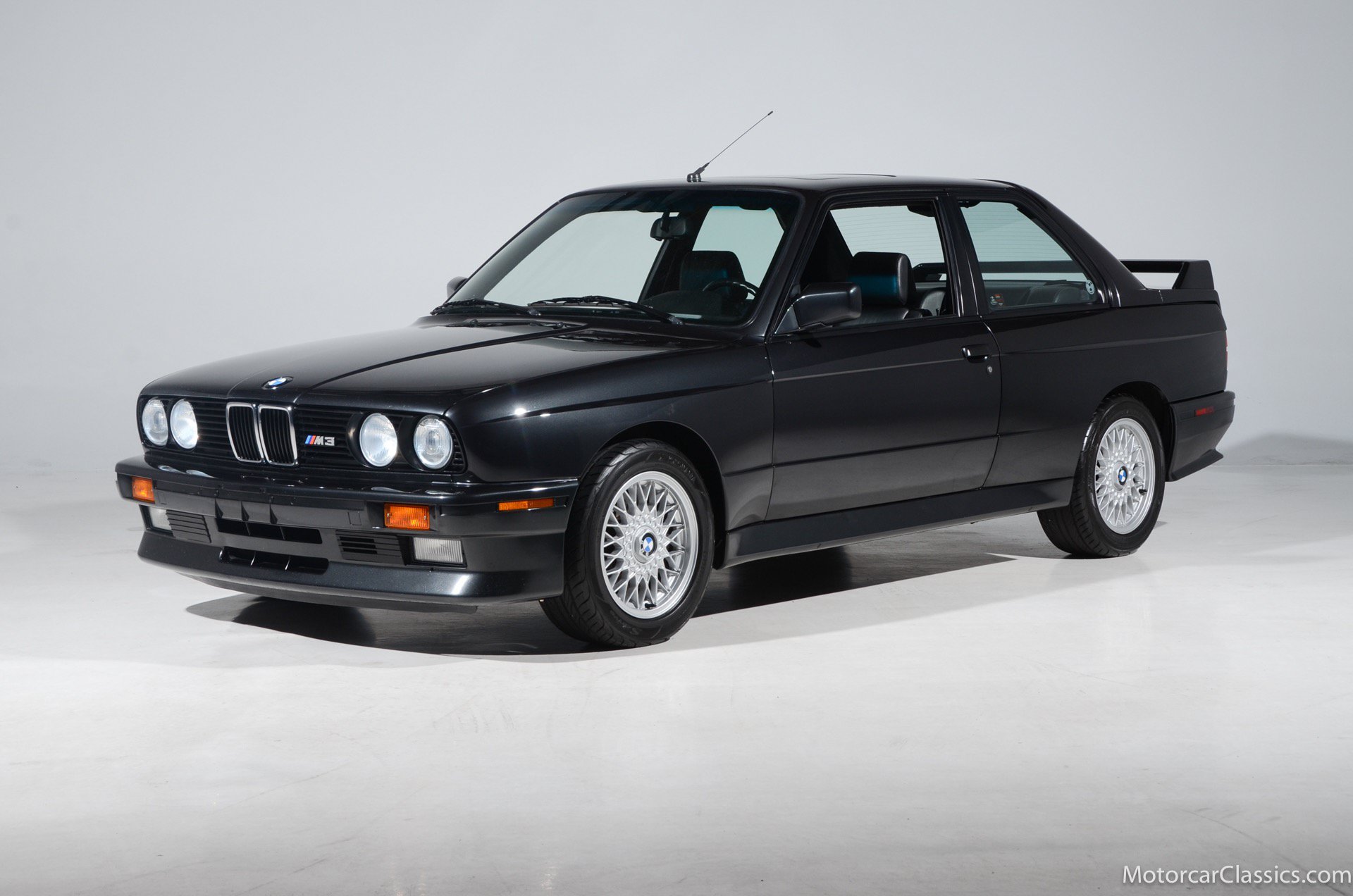 Used 1990 BMW M3 Coupe RWD image 3