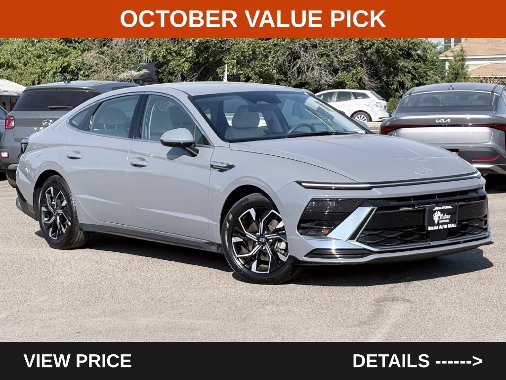 Used 2025 Hyundai Sonata SEL FWD image 2