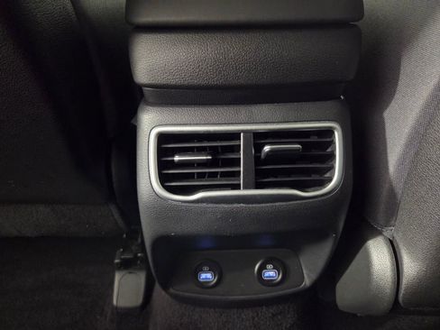 Used 2023 Hyundai Santa Fe SEL image 28