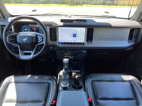 Used 2025 Ford Bronco Outer Banks AWD/4WD image 37