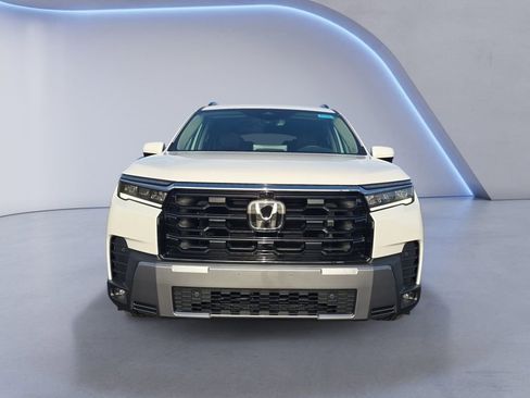 New 2026 Honda Pilot Touring image 8