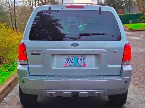 Used 2007 Ford Escape Limited image 3
