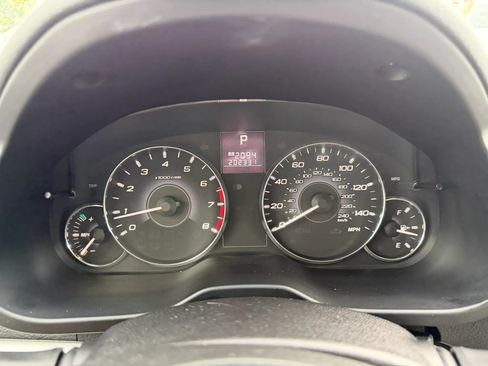 Used 2011 Subaru Outback 2.5i Premium w/ All-Weather Pkg AWD/4WD image 43
