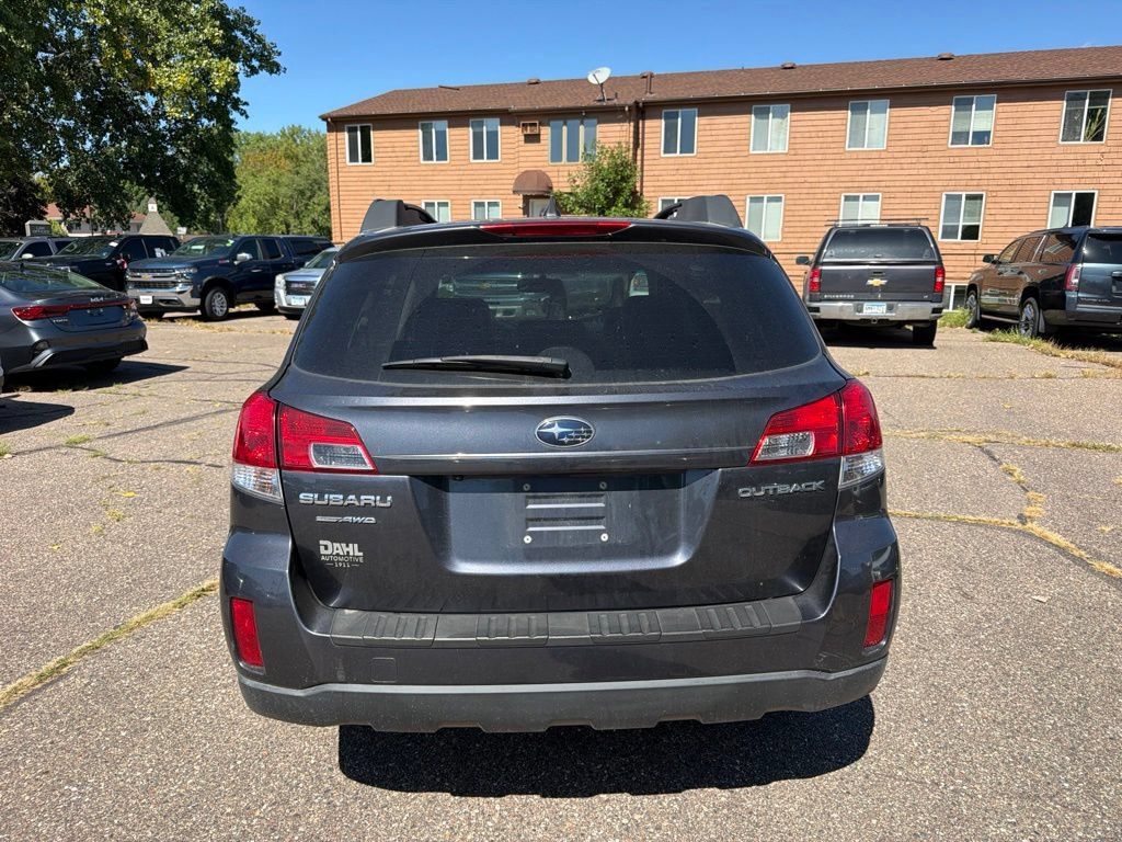 Used 2011 Subaru Outback 2.5i Limited w/ PWR Moonroof Pkg AWD/4WD image 6