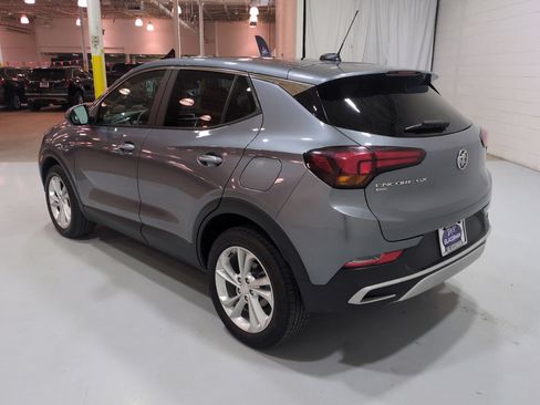 Used 2022 Buick Encore GX Preferred w/ Cold Weather Comfort Package AWD/4WD image 5