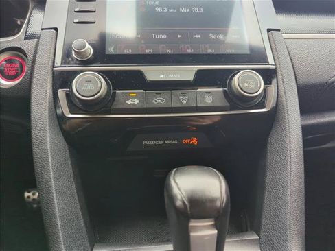 Used 2020 Honda Civic Sport image 8