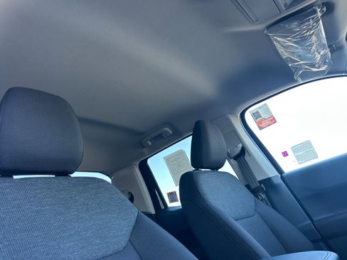 New 2025 Ford Maverick XL image 16