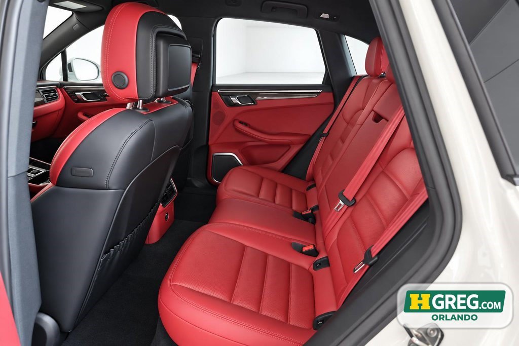 Used 2024 Porsche Macan GTS AWD/4WD image 11