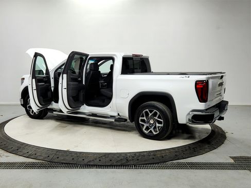 Used 2022 GMC Sierra 1500 SLT w/ SLT Premium Plus Package image 13