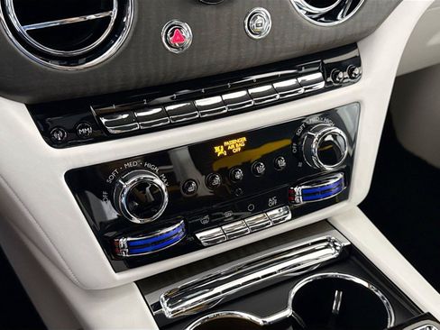 Used 2021 Rolls-Royce Ghost AWD/4WD image 23