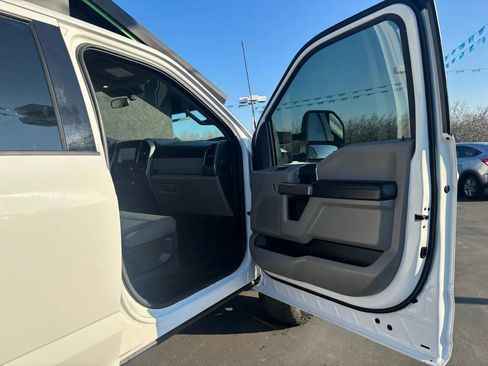 Used 2020 Ford F350 XLT w/ XLT Value Package image 14