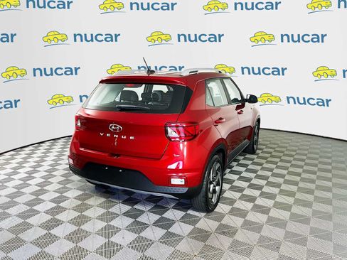 Certified 2023 Hyundai Venue Limited w/ Cargo Package FWD image 7