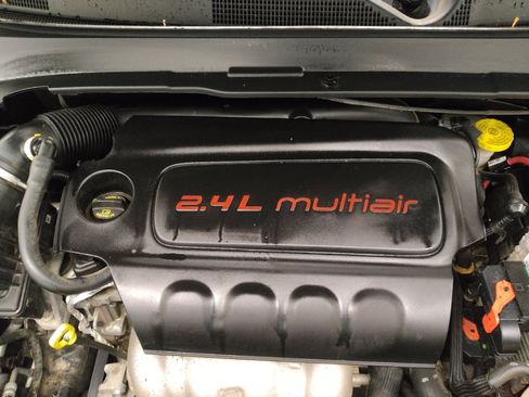 Used 2019 Jeep Compass Latitude w/ Popular Equipment Group AWD/4WD image 30