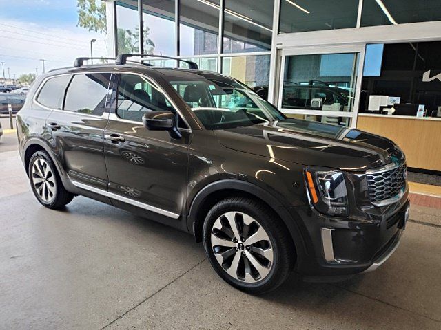Used 2020 Kia Telluride S AWD/4WD image 3