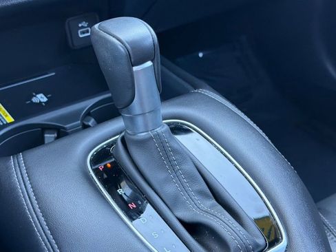 Certified 2024 Honda HR-V EX-L image 20