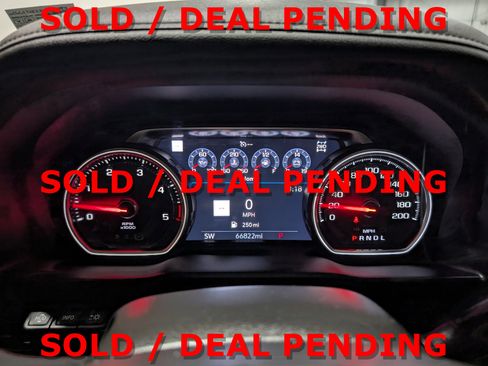 Used 2022 Chevrolet Silverado 3500 High Country image 24