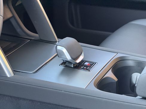 Certified 2025 Land Rover Discovery Sport S image 19