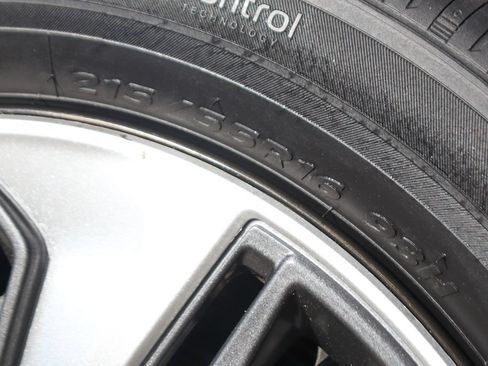 Used 2020 Honda Civic LX image 38