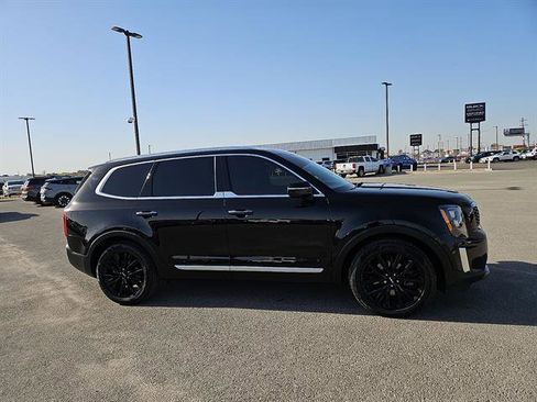 Used 2022 Kia Telluride SX w/ SX Prestige Package image 5