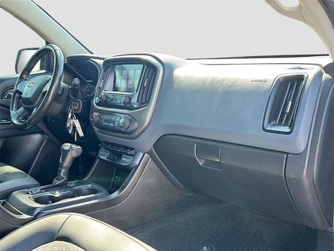 Used 2018 Chevrolet Colorado Z71 image 27