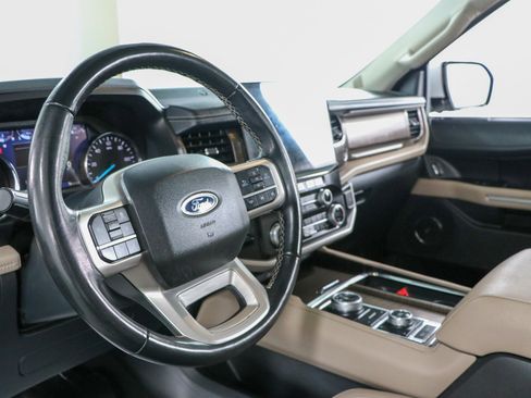 Used 2024 Ford Expedition Max Limited AWD/4WD image 24