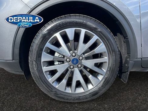 Certified 2022 Ford Escape Titanium w/ Class II Trailer Tow Package image 18