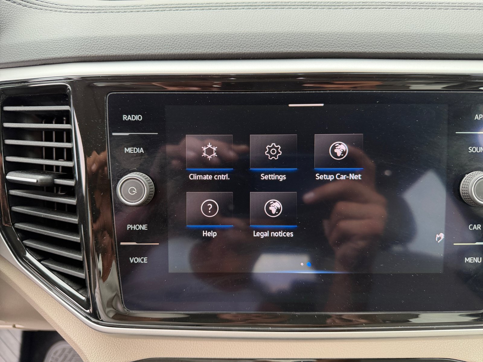 Used 2022 Volkswagen Atlas SE AWD/4WD image 23