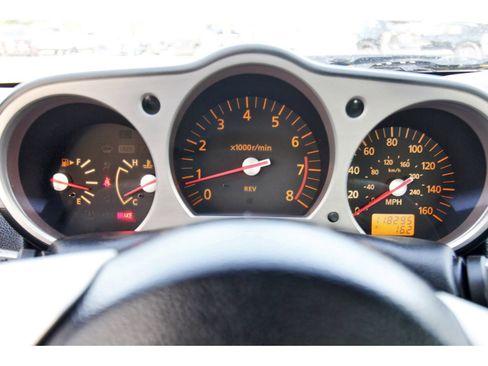 Used 2005 Nissan 350Z Grand Touring image 12