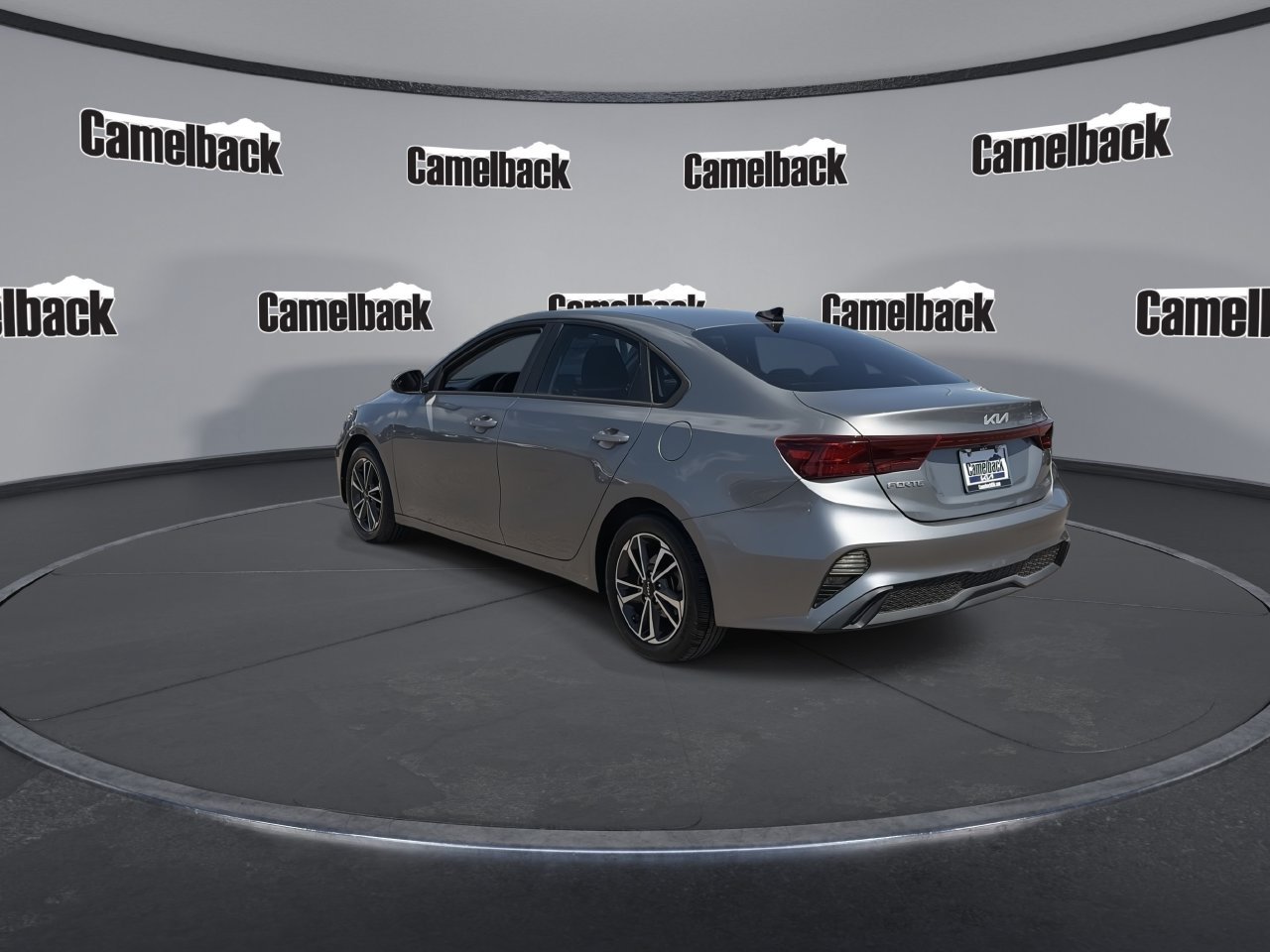 Used 2023 Kia Forte LXS w/ LXS Technology Package FWD image 5