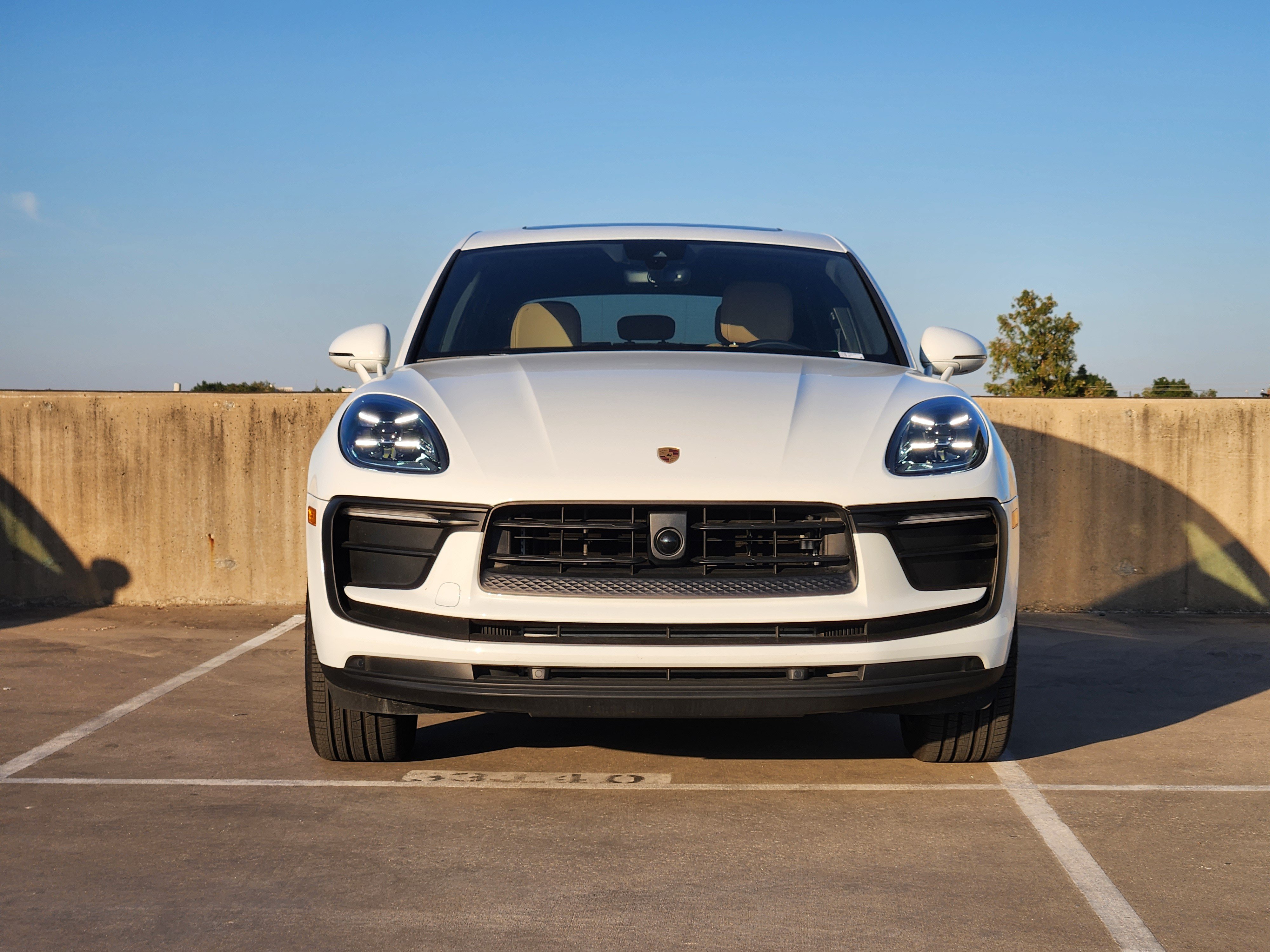 Certified 2026 Porsche Macan AWD/4WD image 11