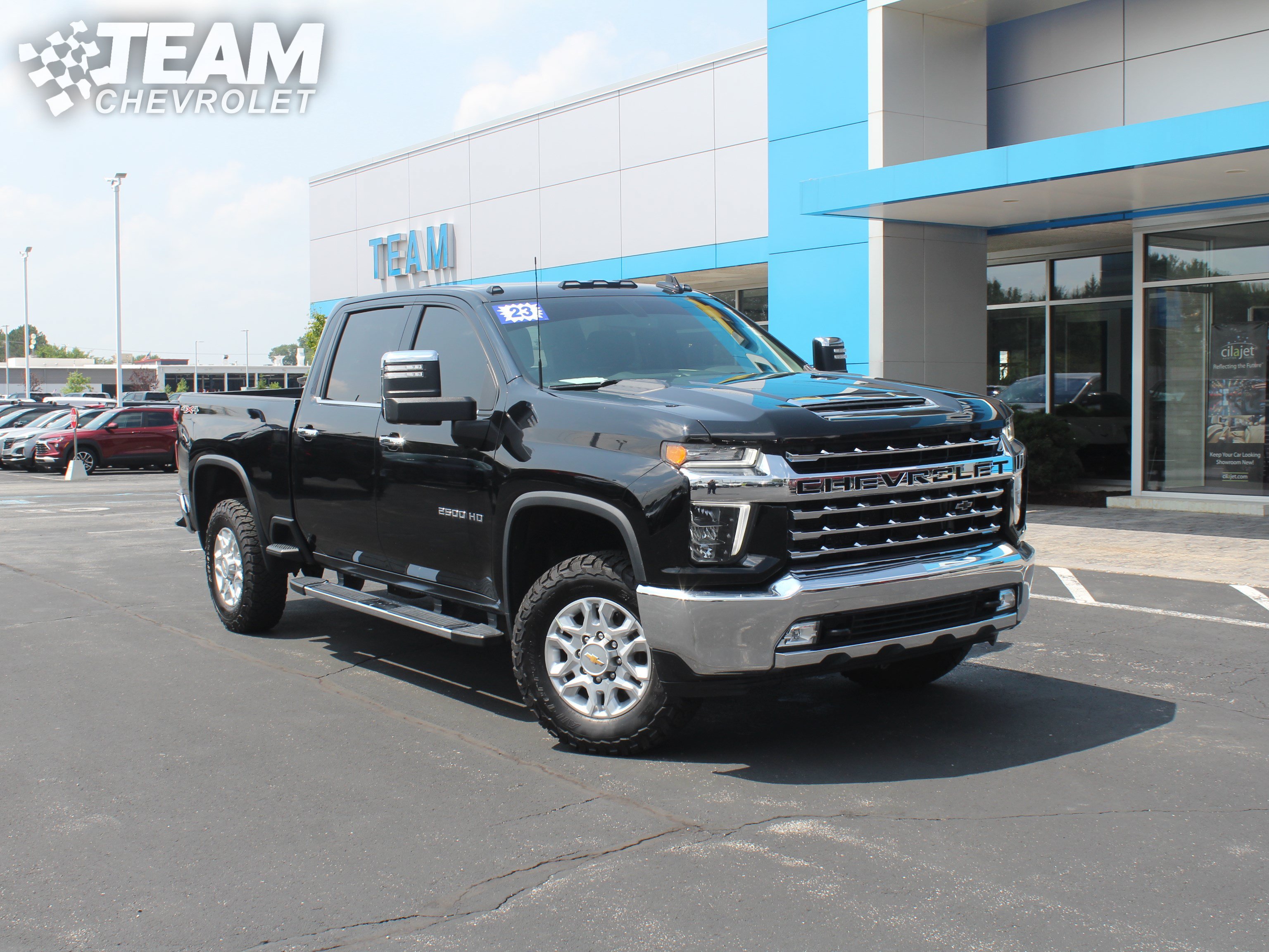 Used 2023 Chevrolet Silverado 2500 LTZ w/ Snow Plow Prep/Camper Package AWD/4WD image 4