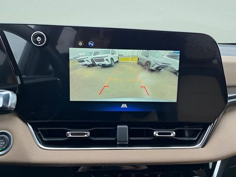 Certified 2025 Chevrolet Equinox ACTIV image 19