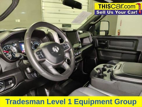 Used 2023 RAM 2500 Tradesman w/ Chrome Appearance Group AWD/4WD image 13