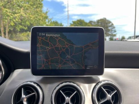 Used 2016 Mercedes-Benz GLA 250 4MATIC image 23