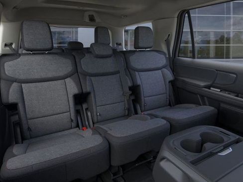 New 2025 Ford Expedition Active RWD image 11