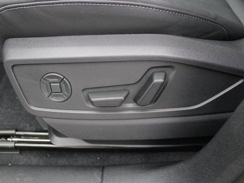 New 2025 Audi Q5 Premium Plus image 26