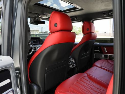 Used 2023 Mercedes-Benz G 550 image 32