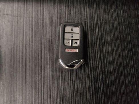 Used 2020 Honda Pilot EX image 32