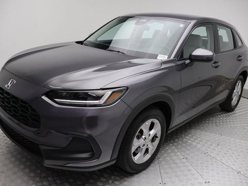 Used 2024 Honda HR-V LX image 2