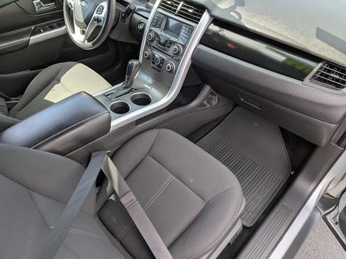Used 2013 Ford Edge SE FWD image 24