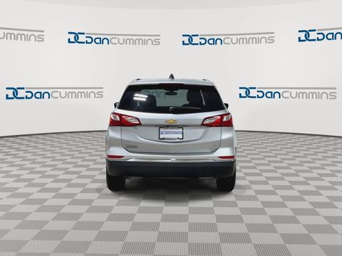 Used 2019 Chevrolet Equinox LT FWD image 7