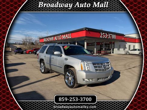 Used 2012 Cadillac Escalade Platinum image 1